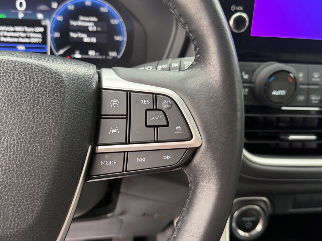 Used 2024 Toyota Grand Highlander AWD Hybrid image 32
