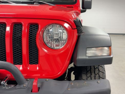 Used 2021 Jeep Wrangler Unlimited Sport image 10