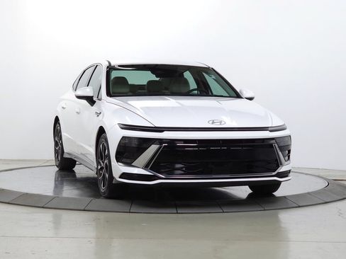 Certified 2024 Hyundai Sonata SEL FWD image 1
