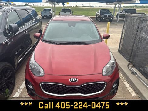 Used 2021 Kia Sportage LX AWD/4WD image 12