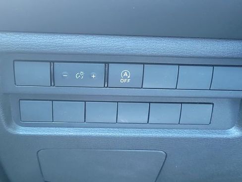 New 2026 Mitsubishi Outlander SE FWD image 31