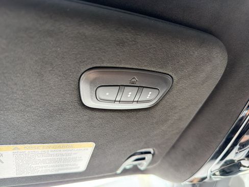 Used 2024 Jeep Grand Wagoneer L Series III AWD/4WD image 12