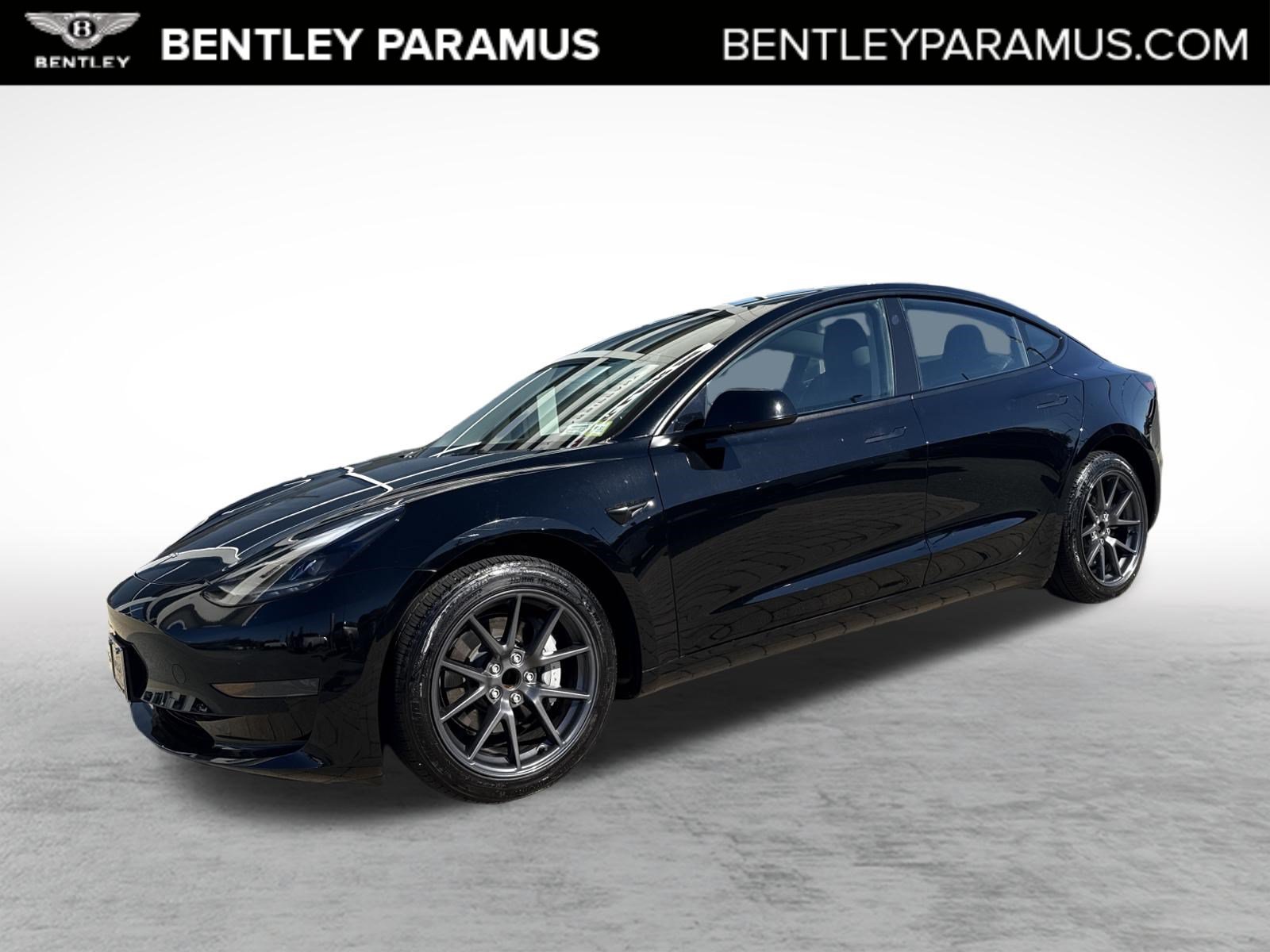 Used 2023 Tesla Model 3 Standard Range RWD image 1