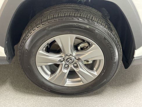 Used 2025 Toyota RAV4 XLE w/ Convenience Package image 13