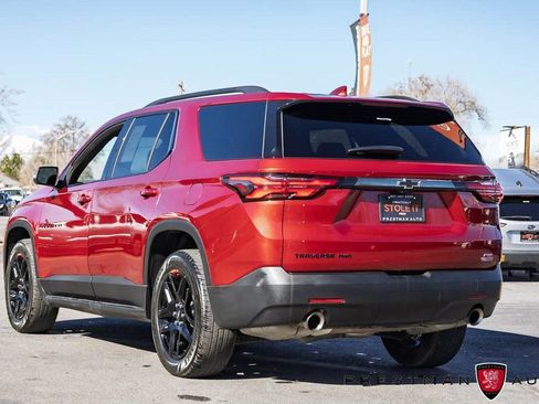 Used 2023 Chevrolet Traverse RS image 18
