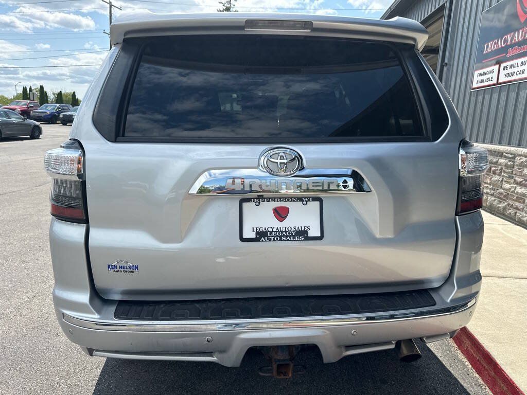 Used 2015 Toyota 4Runner Limited AWD/4WD image 2