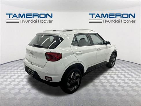 New 2026 Hyundai Venue SEL image 5