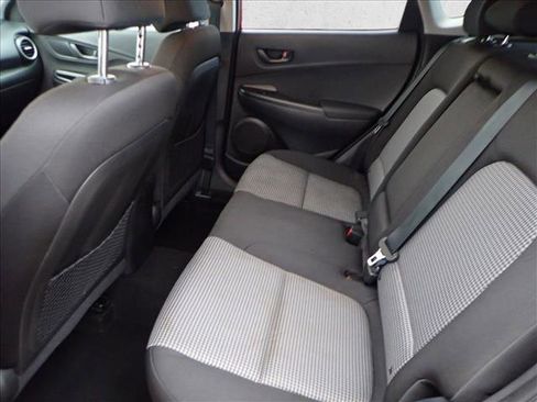 Used 2021 Hyundai Kona SEL Plus image 9