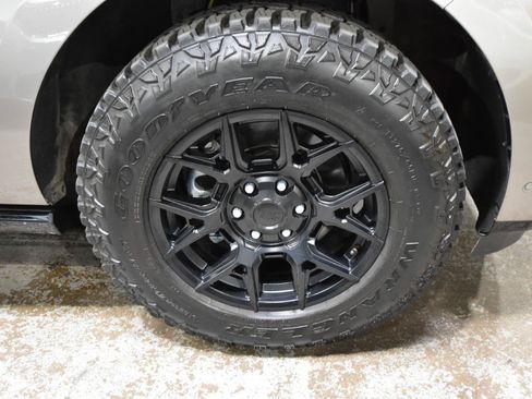 Used 2019 Lincoln Navigator Reserve AWD/4WD image 68