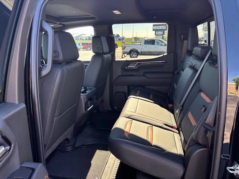 Used 2026 GMC Sierra 1500 AT4 w/ AT4 Premium Package AWD/4WD image 29