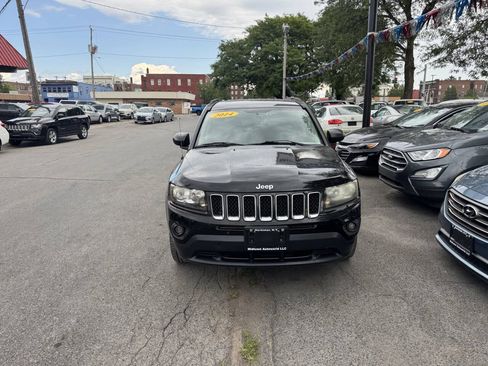 Used 2014 Jeep Compass Sport w/ Power Value Group AWD/4WD image 2
