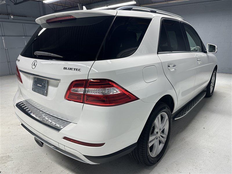 Used 2015 Mercedes-Benz ML 250 BlueTEC 4MATIC image 7