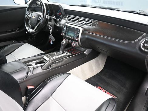 Used 2015 Chevrolet Camaro SS w/ Rear Vision Package image 27