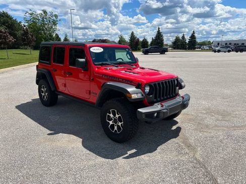 Used 2022 Jeep Wrangler Unlimited Rubicon w/ Cold Weather Group AWD/4WD image 3
