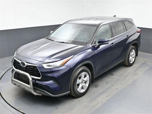 Used 2020 Toyota Highlander L image 15