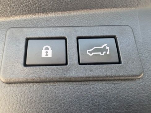 Used 2021 Subaru Outback Limited XT AWD/4WD image 8