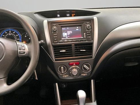 Used 2013 Subaru Forester 2.5X Premium image 9