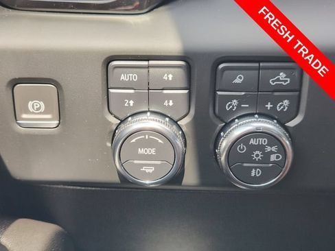 Used 2024 GMC Sierra 2500 AT4 w/ AT4 Premium Plus Package AWD/4WD image 20