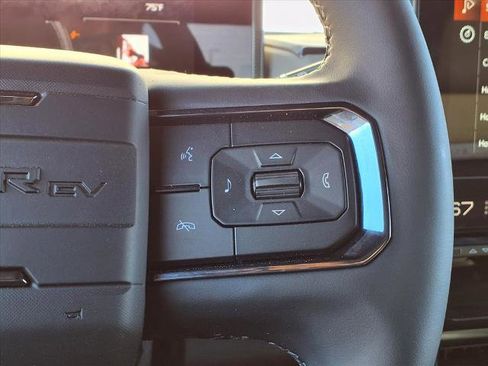 New 2026 GMC Hummer EV 4x4 Crew Cab image 11