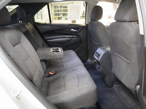 Used 2019 Chevrolet Equinox LT image 28