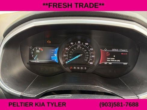 Used 2018 Ford Edge Titanium w/ Technology Package image 18