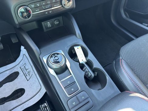 Used 2025 Ford Escape ST-Line image 23