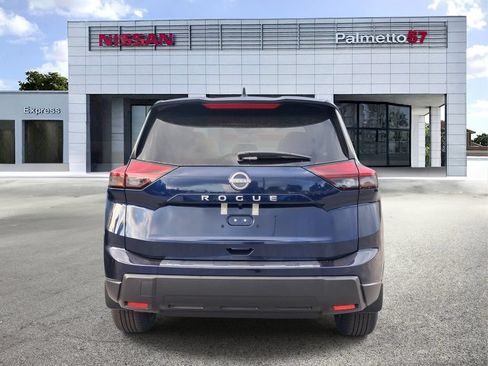 New 2026 Nissan Rogue SV FWD image 4