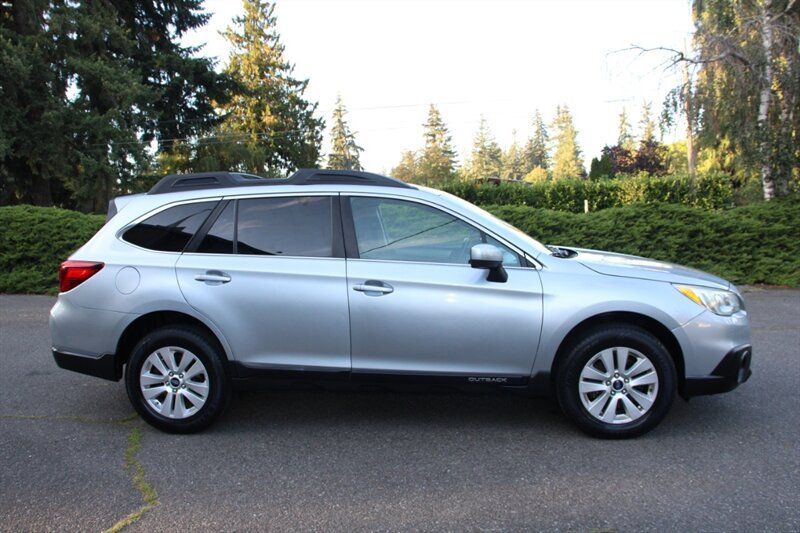 Used 2016 Subaru Outback 2.5i Premium AWD/4WD image 13