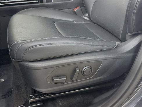 Certified 2025 Kia Sportage EX w/ Premium Package image 20