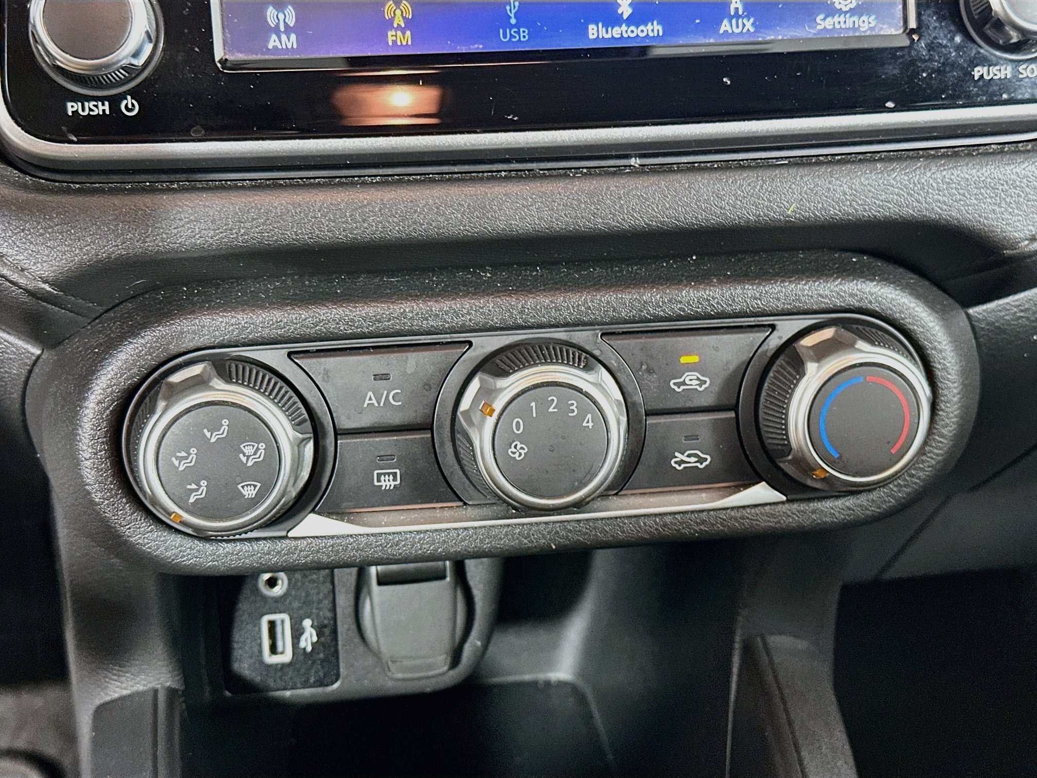 Used 2025 Nissan Versa S FWD image 22