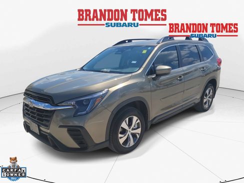 Used 2025 Subaru Ascent Premium AWD/4WD image 1