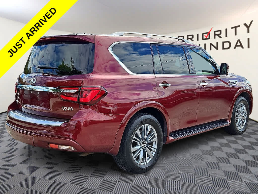 Used 2022 INFINITI QX80 Luxe w/ Cargo Package AWD/4WD image 4