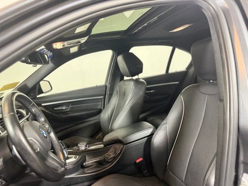 Used 2017 BMW 330e RWD image 10