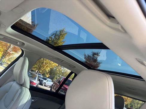 New 2026 Volvo XC90 B6 Ultra image 25