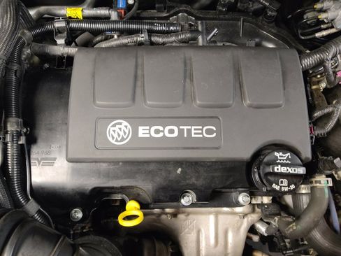 Used 2015 Buick Encore FWD image 30