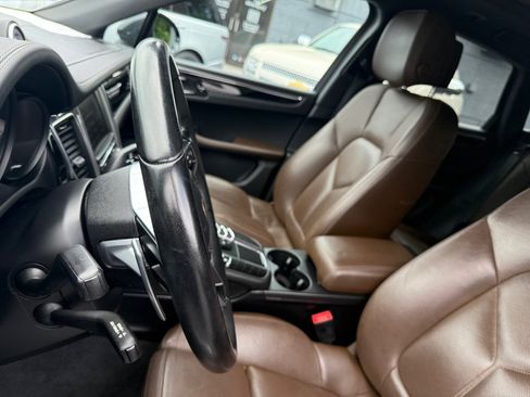 Used 2015 Porsche Macan S w/ Premium Package Plus AWD/4WD image 47
