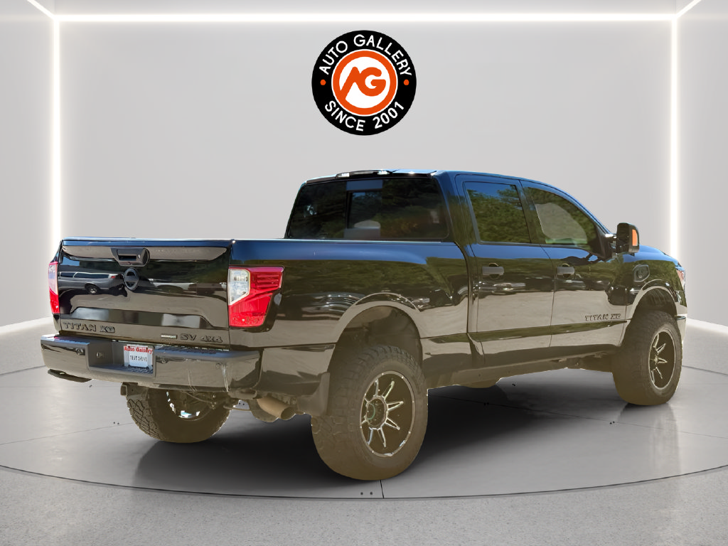Used 2018 Nissan Titan SV w/ SV Convenience Package AWD/4WD image 7