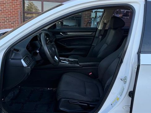 Used 2018 Honda Accord LX image 26