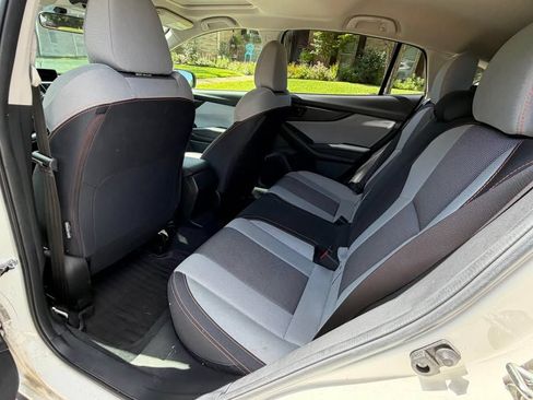 Used 2019 Subaru Crosstrek 2.0i Premium AWD/4WD image 10
