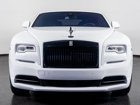 Used 2019 Rolls-Royce Wraith image 21