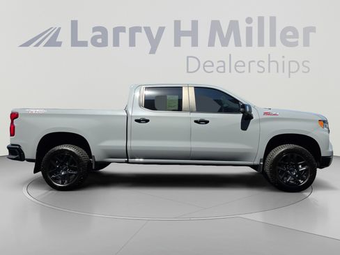 Used 2024 Chevrolet Silverado 1500 LT Trail Boss w/ LT Trail Boss Premium Package AWD/4WD image 6