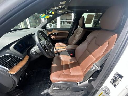 Certified 2024 Volvo XC90 B6 Plus w/ Protection Package Premier AWD/4WD image 20