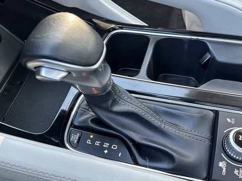 Used 2021 Kia Telluride EX w/ EX Premium Package image 16