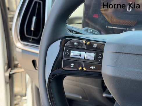 New 2026 Kia Sorento S FWD image 14