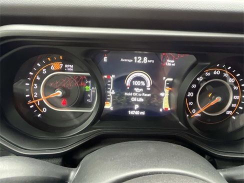 Used 2024 Jeep Wrangler Rubicon image 30