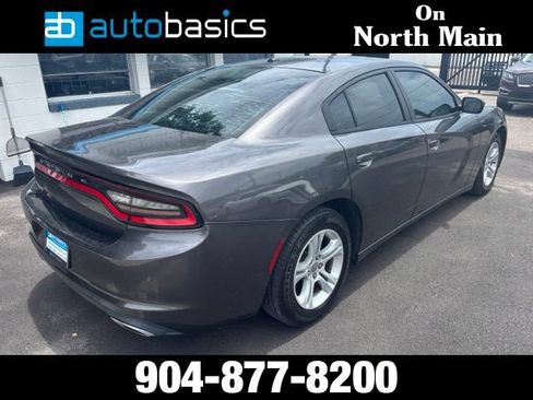Used 2015 Dodge Charger SE w/ Power Sunroof Group RWD image 6
