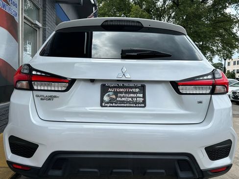 Used 2022 Mitsubishi Outlander Sport SE image 4