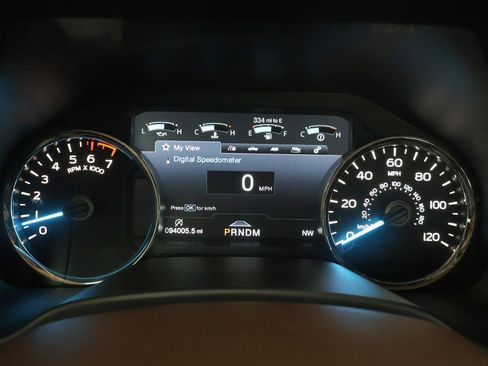 Used 2020 Ford F150 Lariat w/ Equipment Group 502A Luxury AWD/4WD image 26