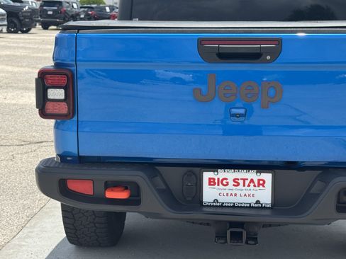 Used 2022 Jeep Gladiator Mojave w/ LED Lighting Group image 11