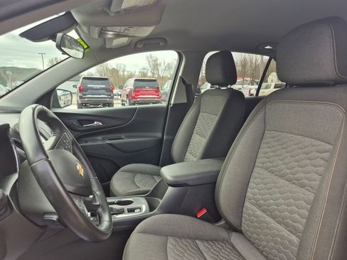 Used 2018 Chevrolet Equinox LT image 11